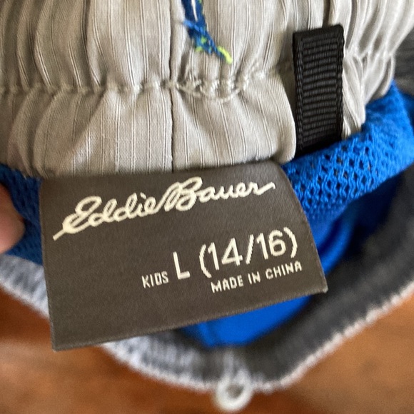 Grey Eddie bauers shorts - Picture 4 of 4